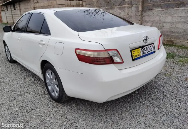 Toyota Camry 2009 · 2.4 AT