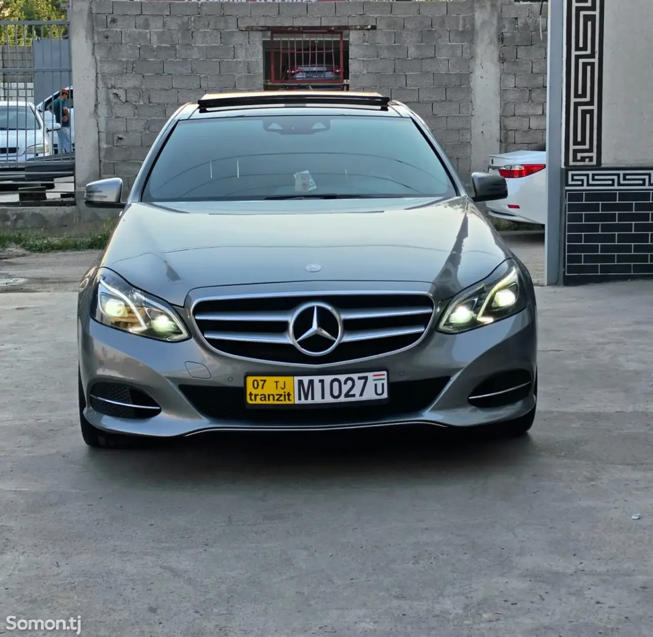 Mercedes-Benz E class 2014 · 3.0 AT