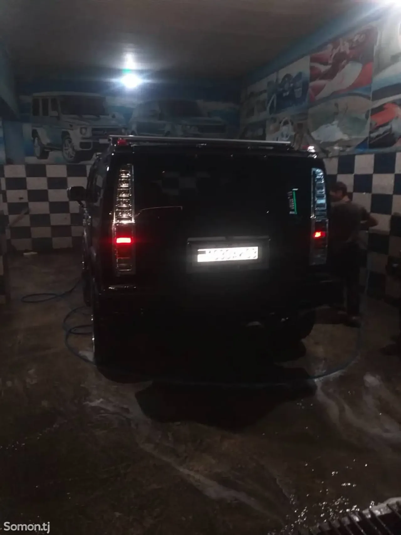 Hummer H2 2003 · 5.6 AT