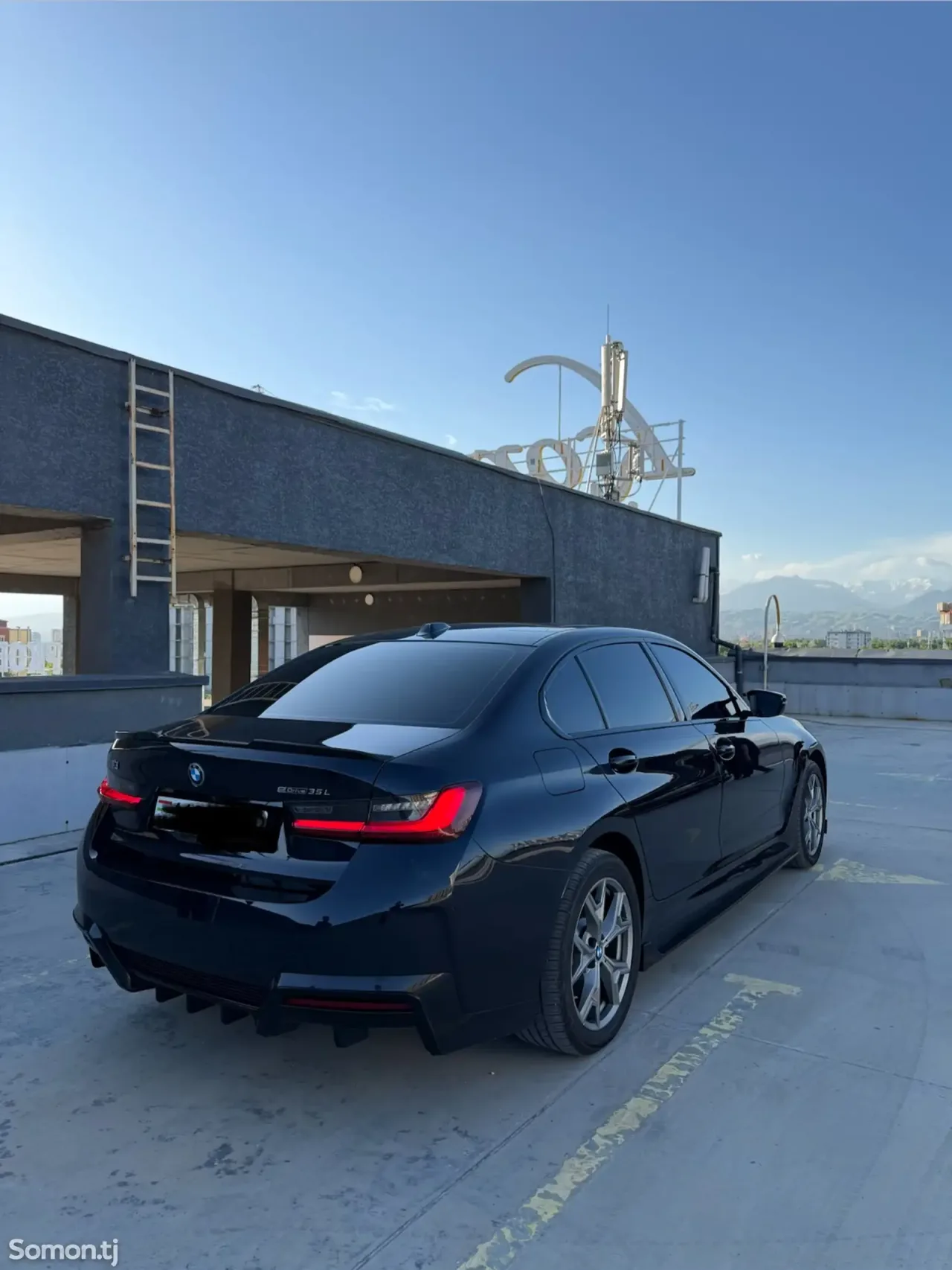 BMW i3 2025 · AT