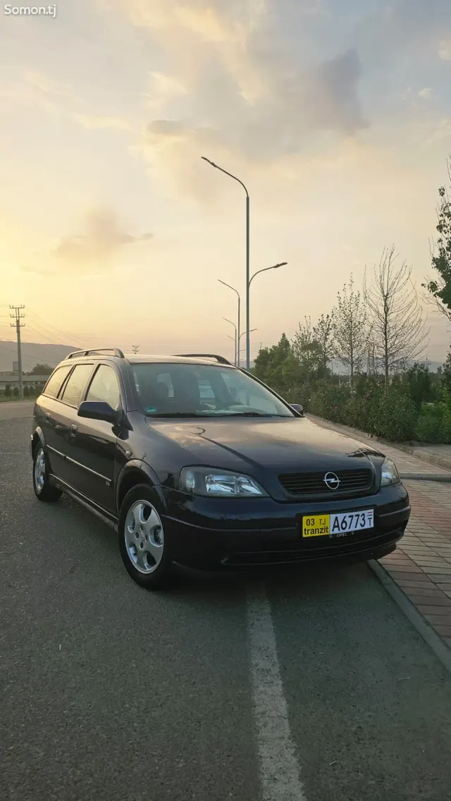 Opel Astra G 2000 · 1.6 MT