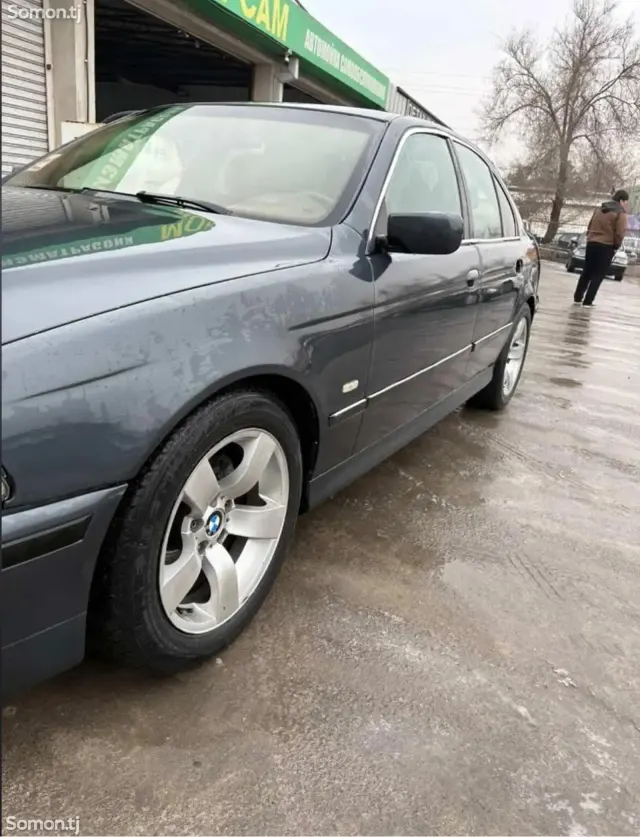 BMW 5 series 1999 · 2.5 AT