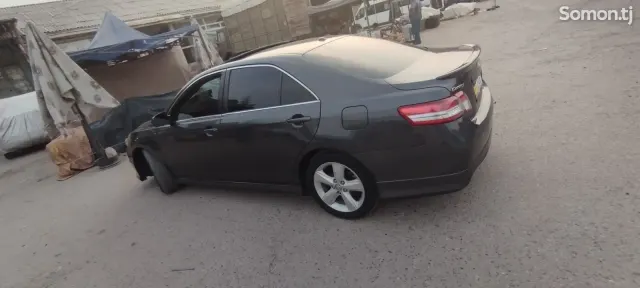 Toyota Camry 2011 · 3.5 AT