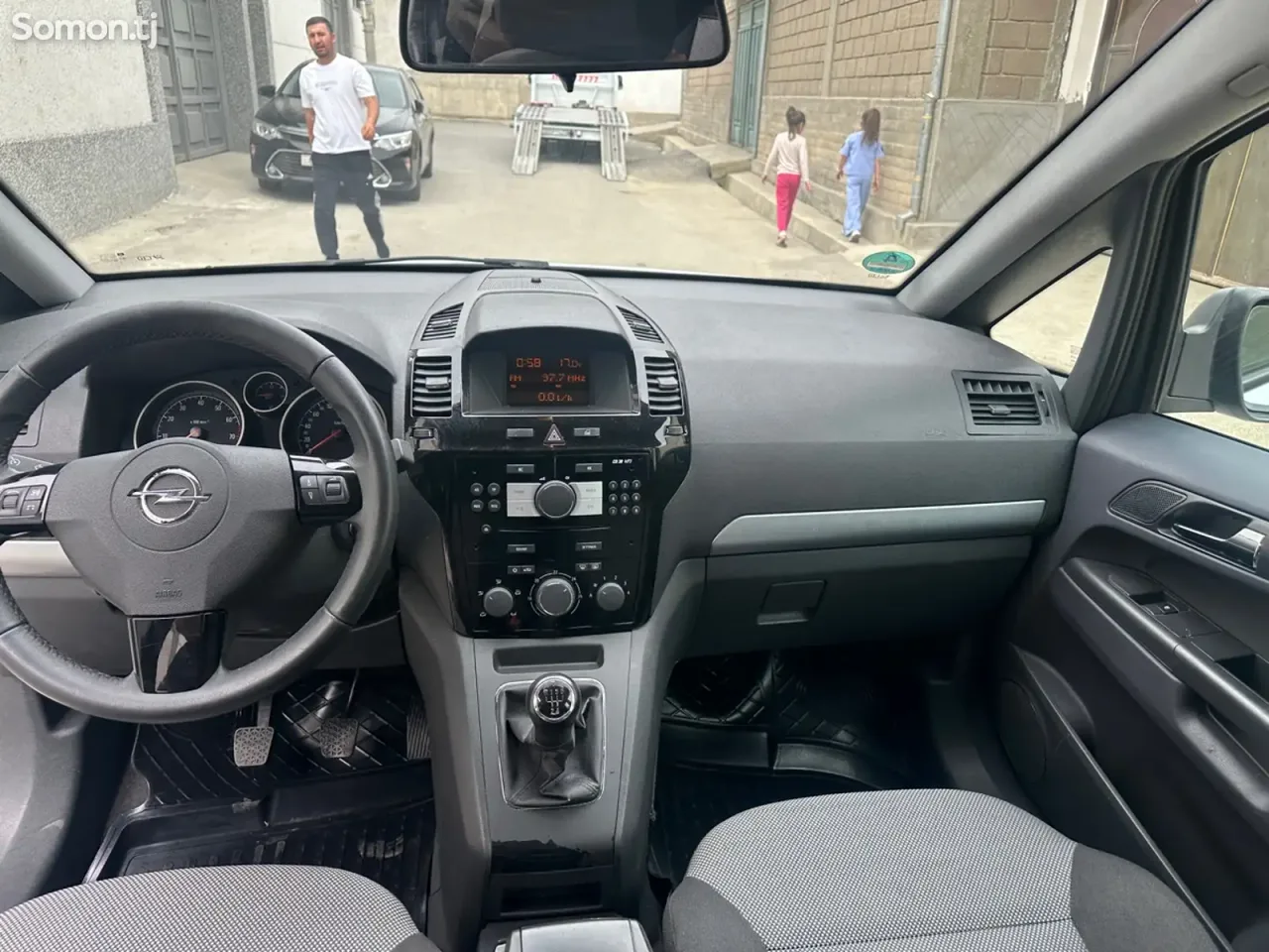Opel Zafira 2014 · 1.8 MT