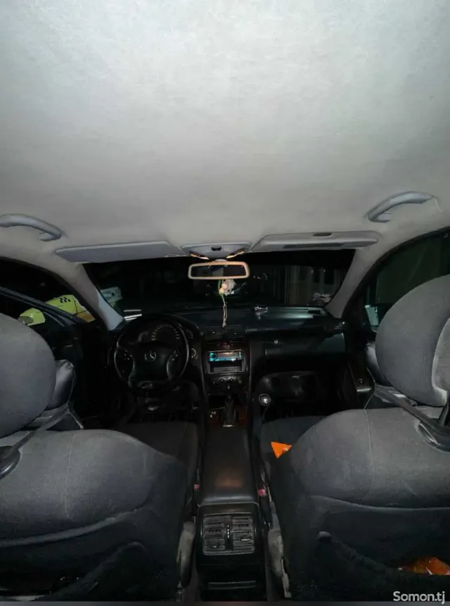 Mercedes-Benz C class 2000 · 2.0 AT