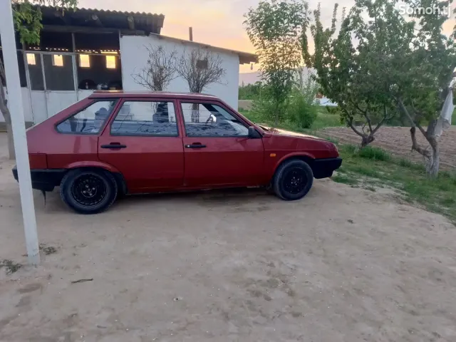 Lada (ВАЗ) 2109 1996 · 1.6 MT