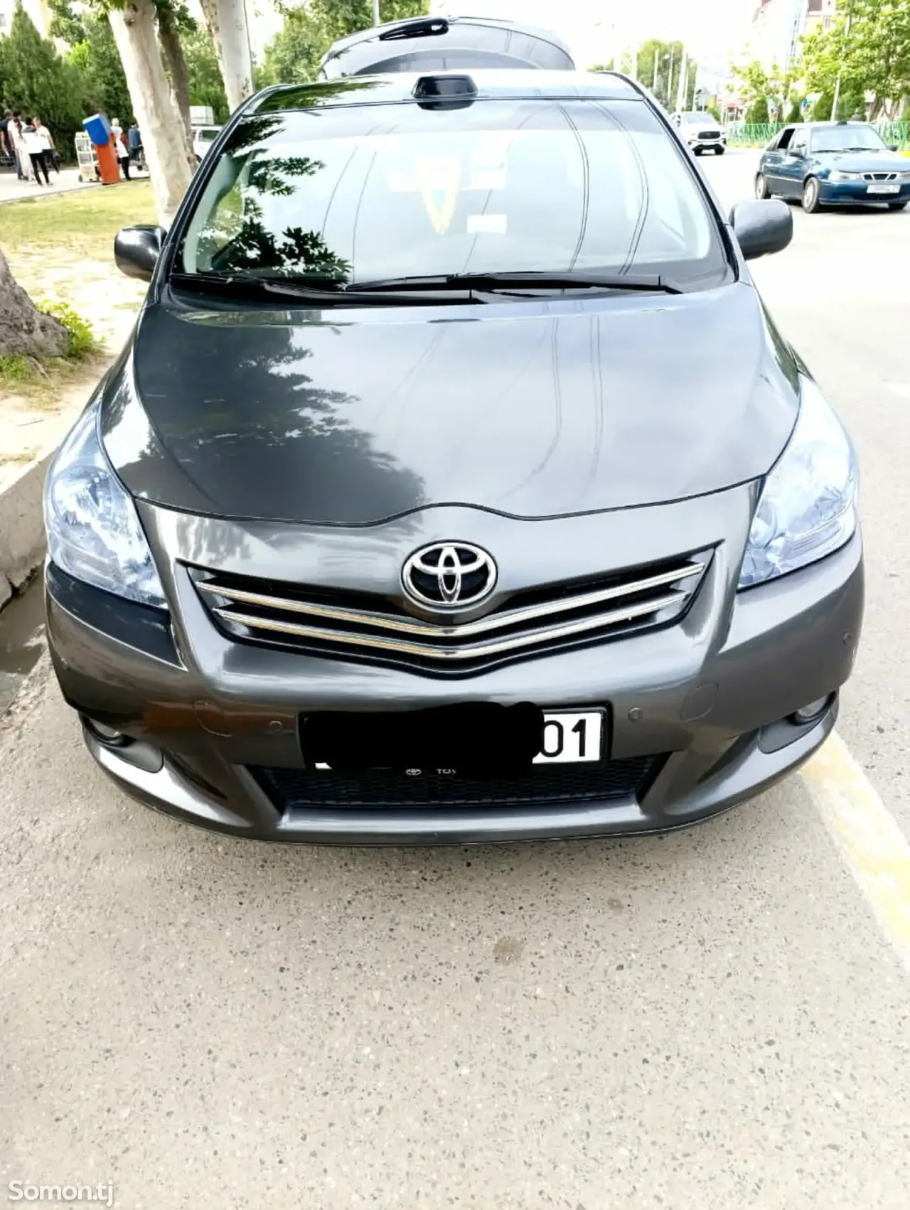 Toyota Corolla Verso 2013 · 1.8 MT