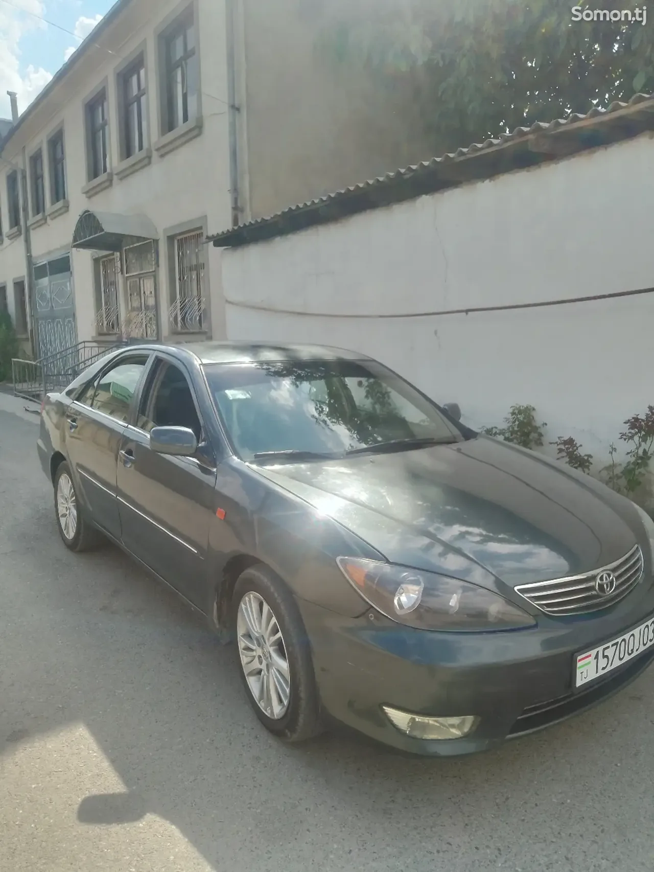 Toyota Camry 2003 · 2.4 AT