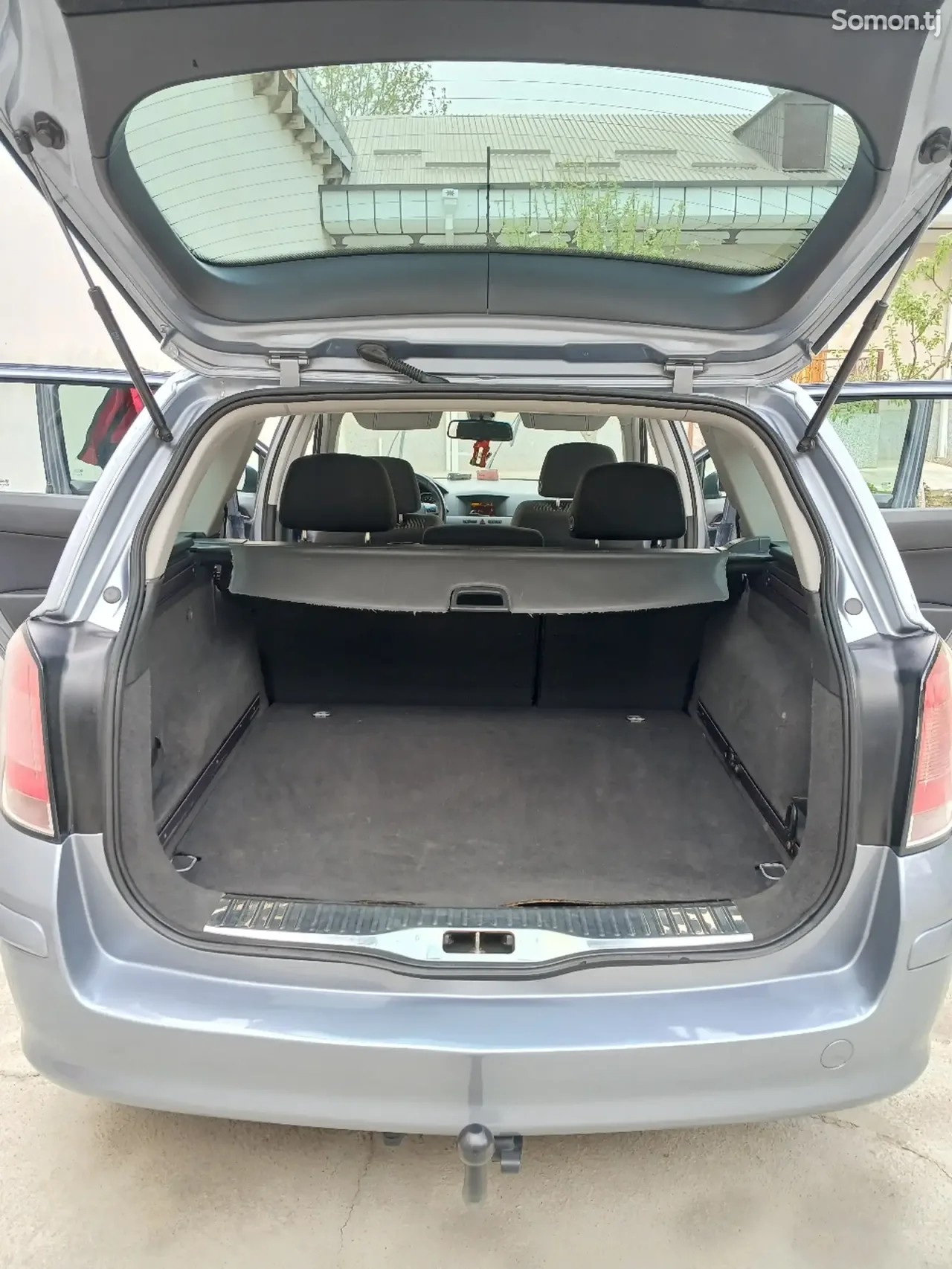 Opel Astra H 2006 · 1.6 MT
