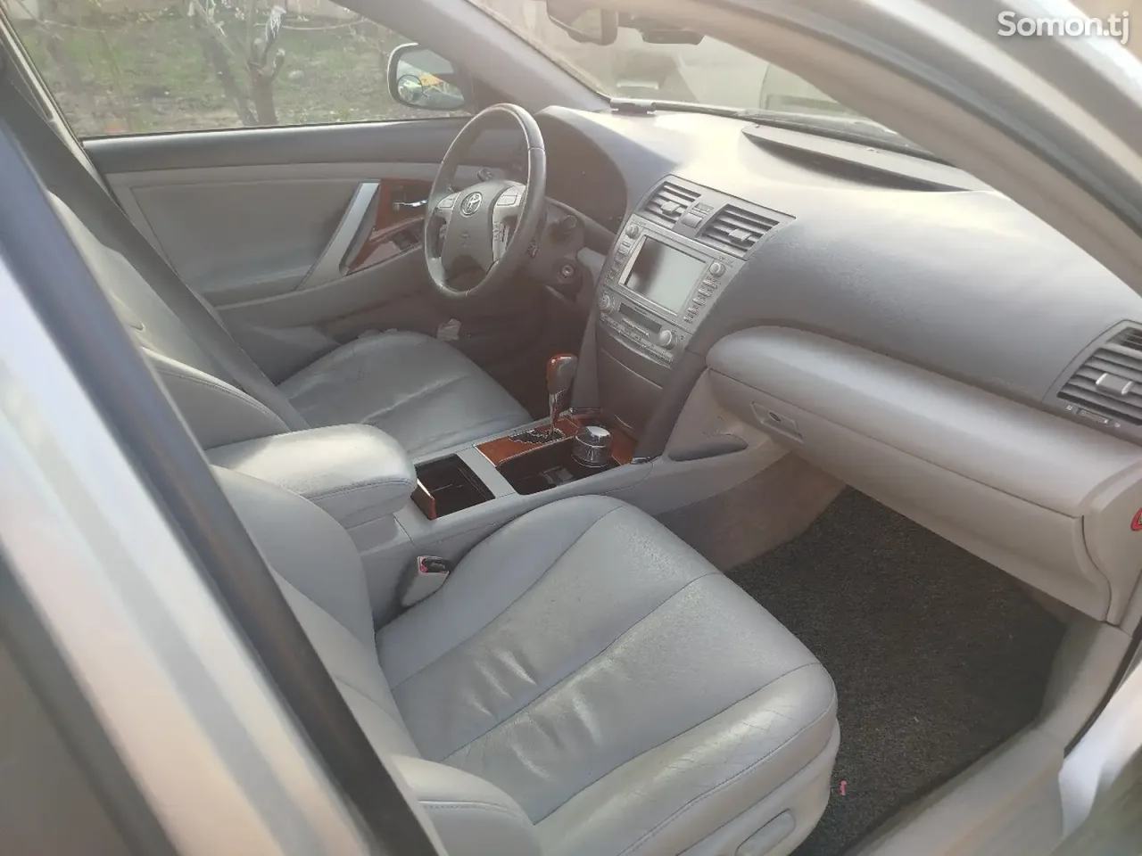 Toyota Camry 2011 · 2.5 AT
