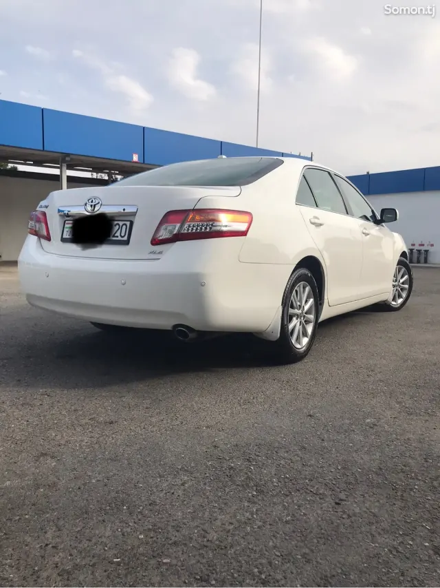 Toyota Camry 2010 · 2.5 AT