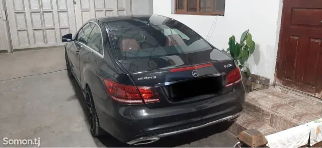 Mercedes-Benz E class 2014 · 3.0 AT