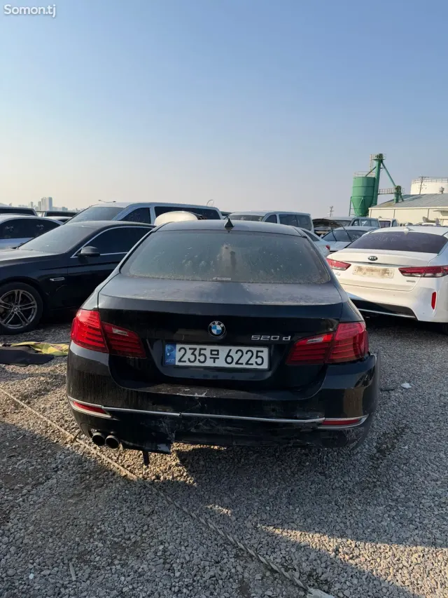 BMW 5 series 2016 · 2.0 AT