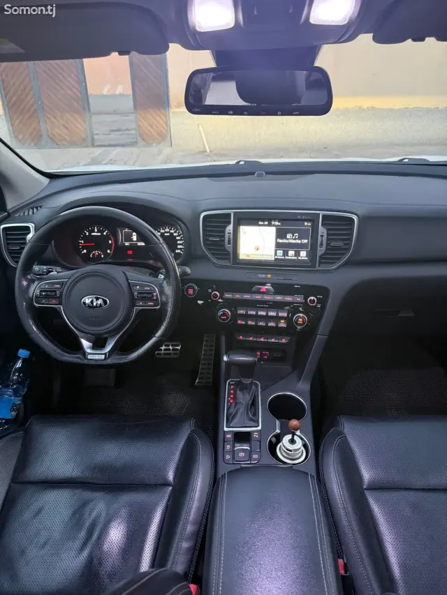 Kia Sportage 2016 · 2.0 AT
