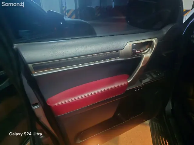 Lexus GX series 2020 · 4.6 AT