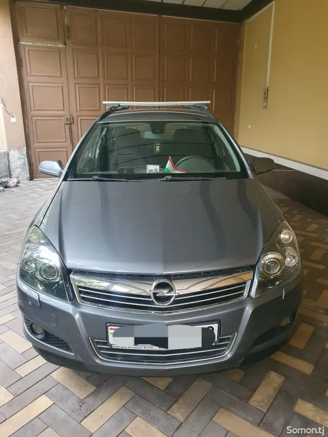 Opel Astra H 2007 · 1.6 MT