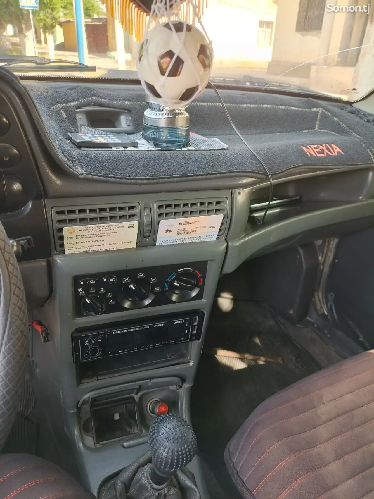 Daewoo Nexia 1994 · 1.6 MT