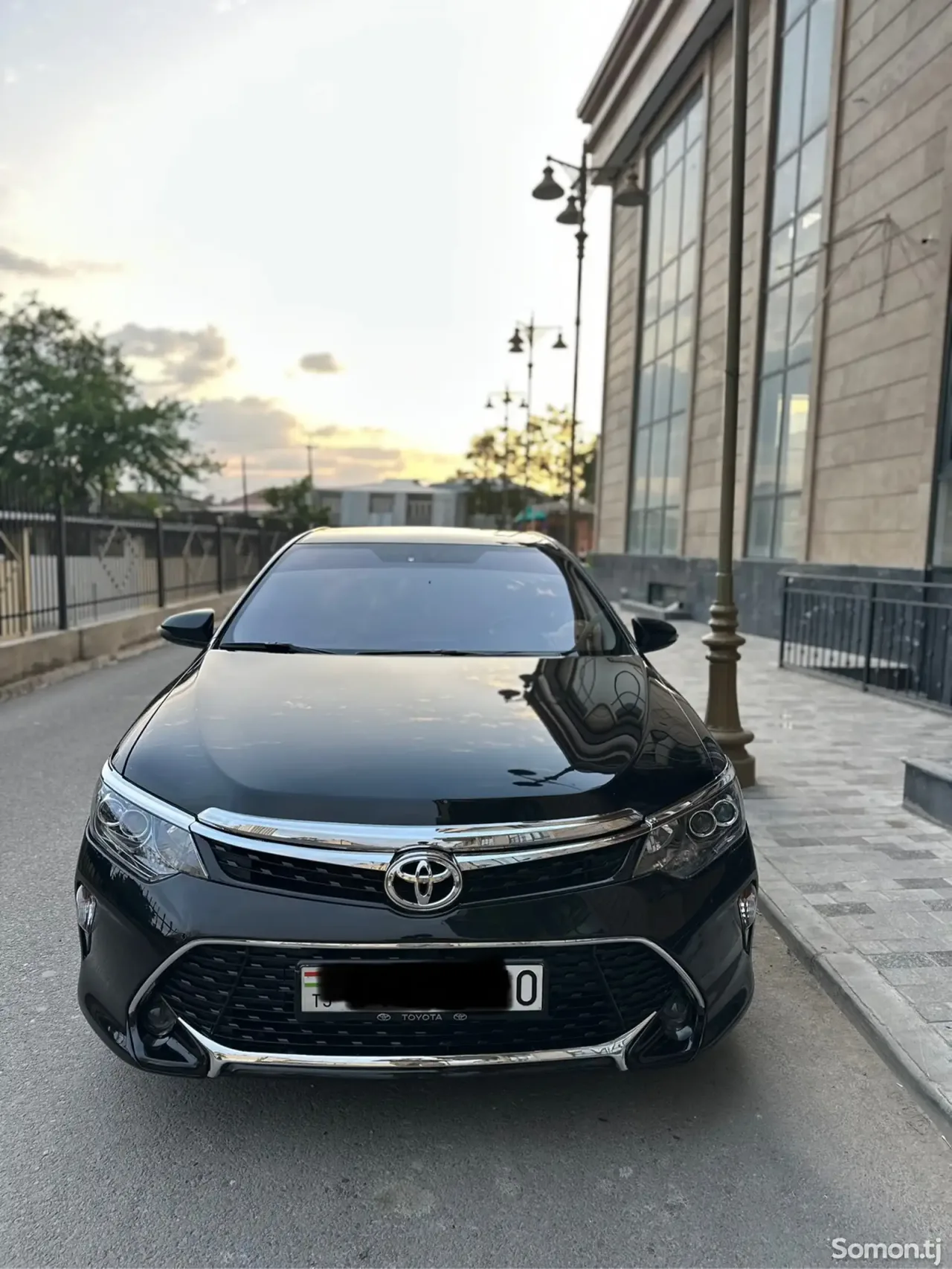 Toyota Camry 2015 · 2.5 AT