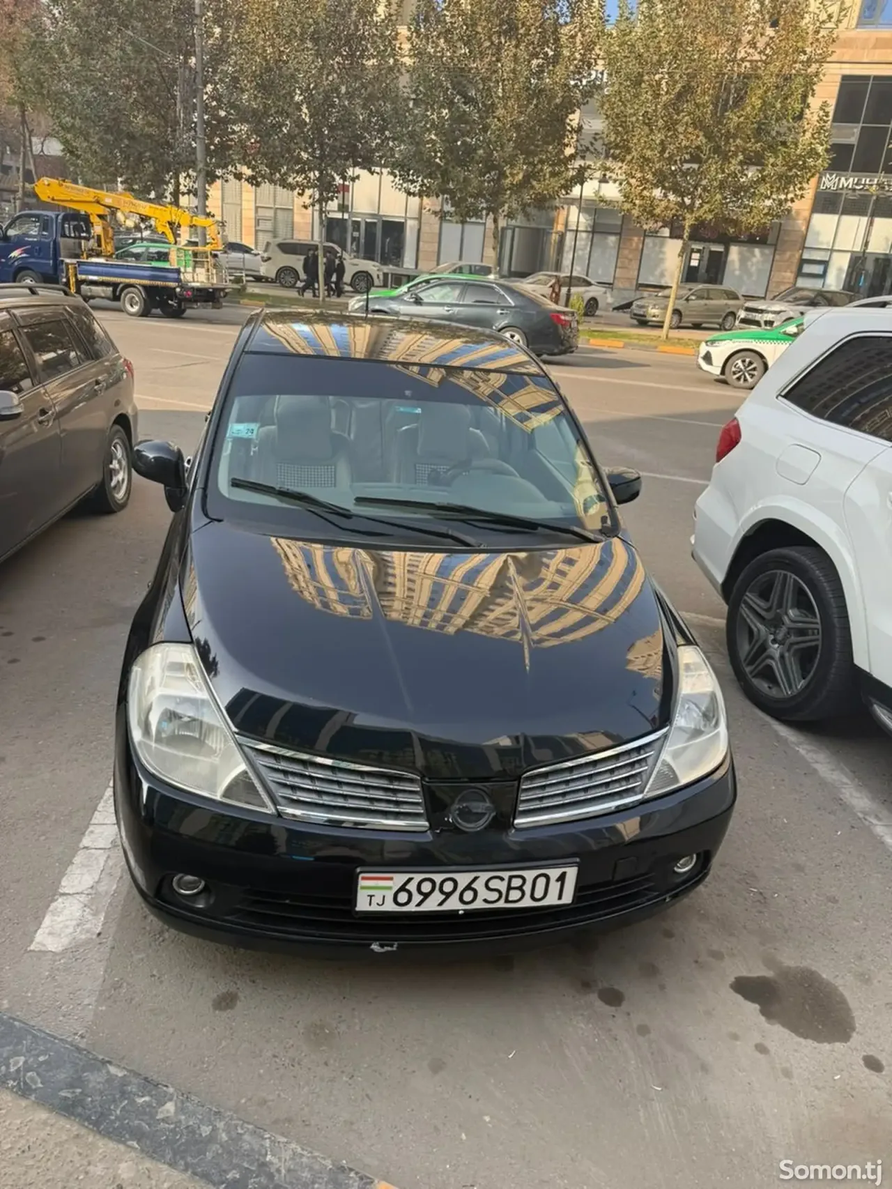 Nissan Tiida 2006 · 1.6 AT