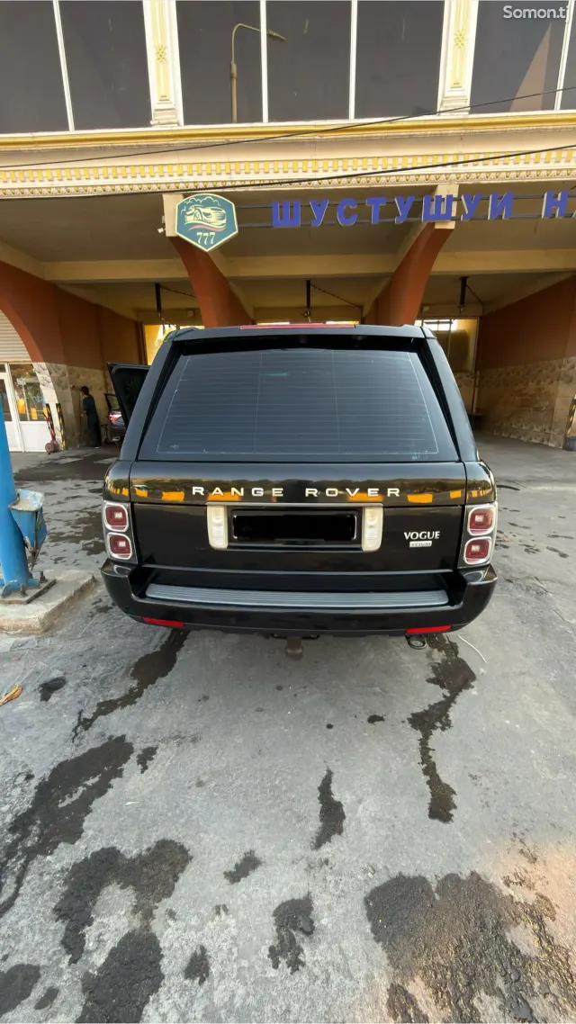 Land Rover Vogue 2011 · 4.4 AT
