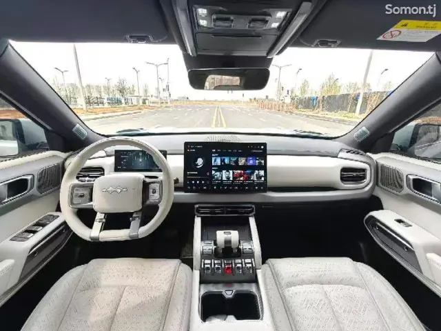 BYD Leopard 3 2025 · AT