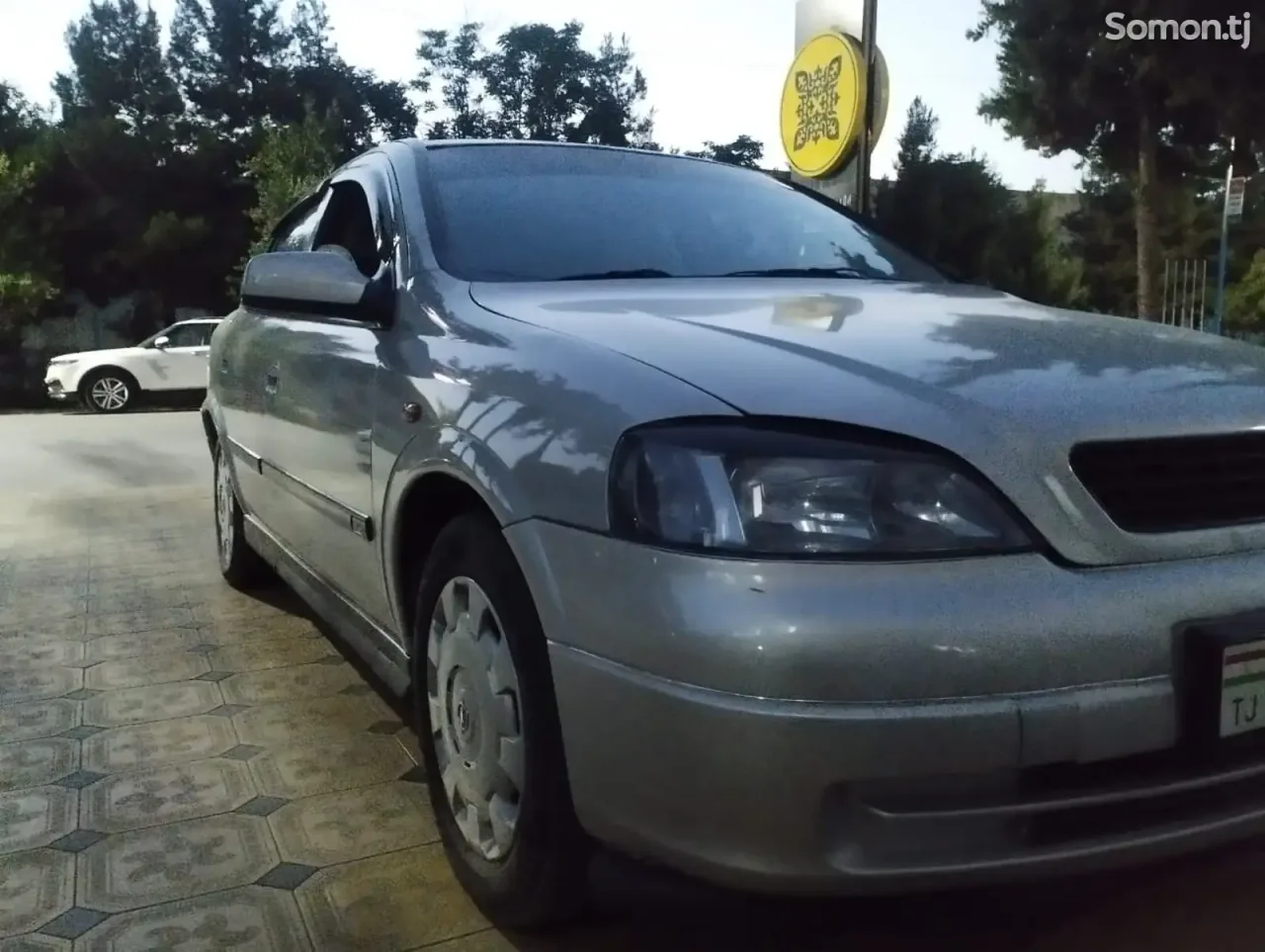 Opel Astra G 1998 · 1.6 MT
