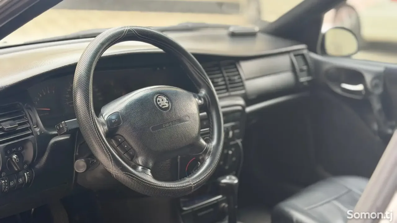 Opel Vectra B 2001 · 1.8 AT