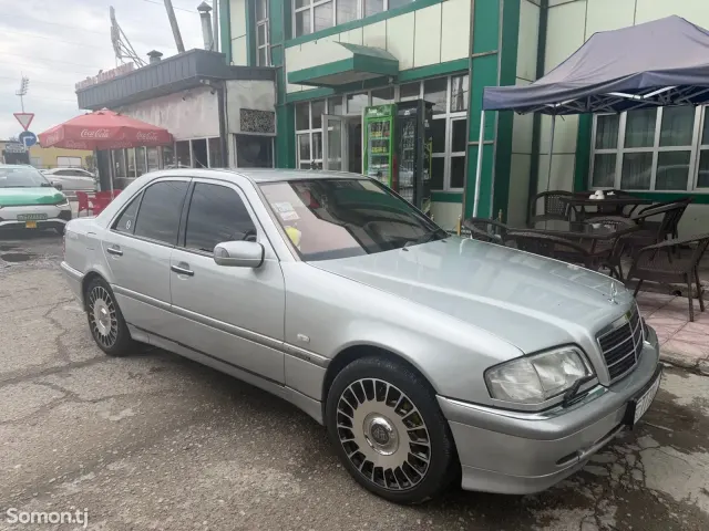 Mercedes-Benz C class 1998 · 3.2 AT