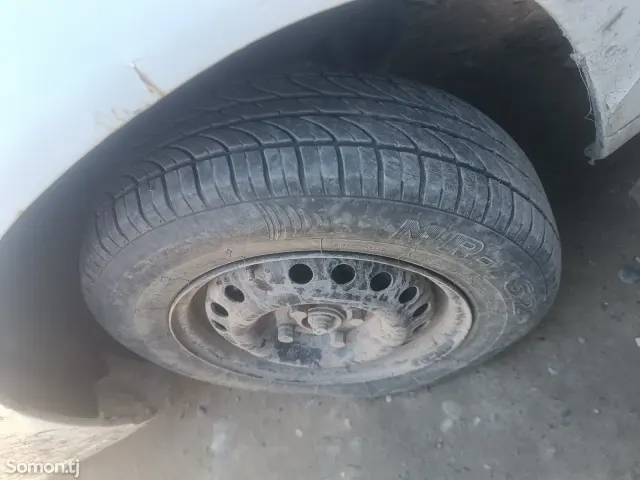 Daewoo Nexia 2004 · MT
