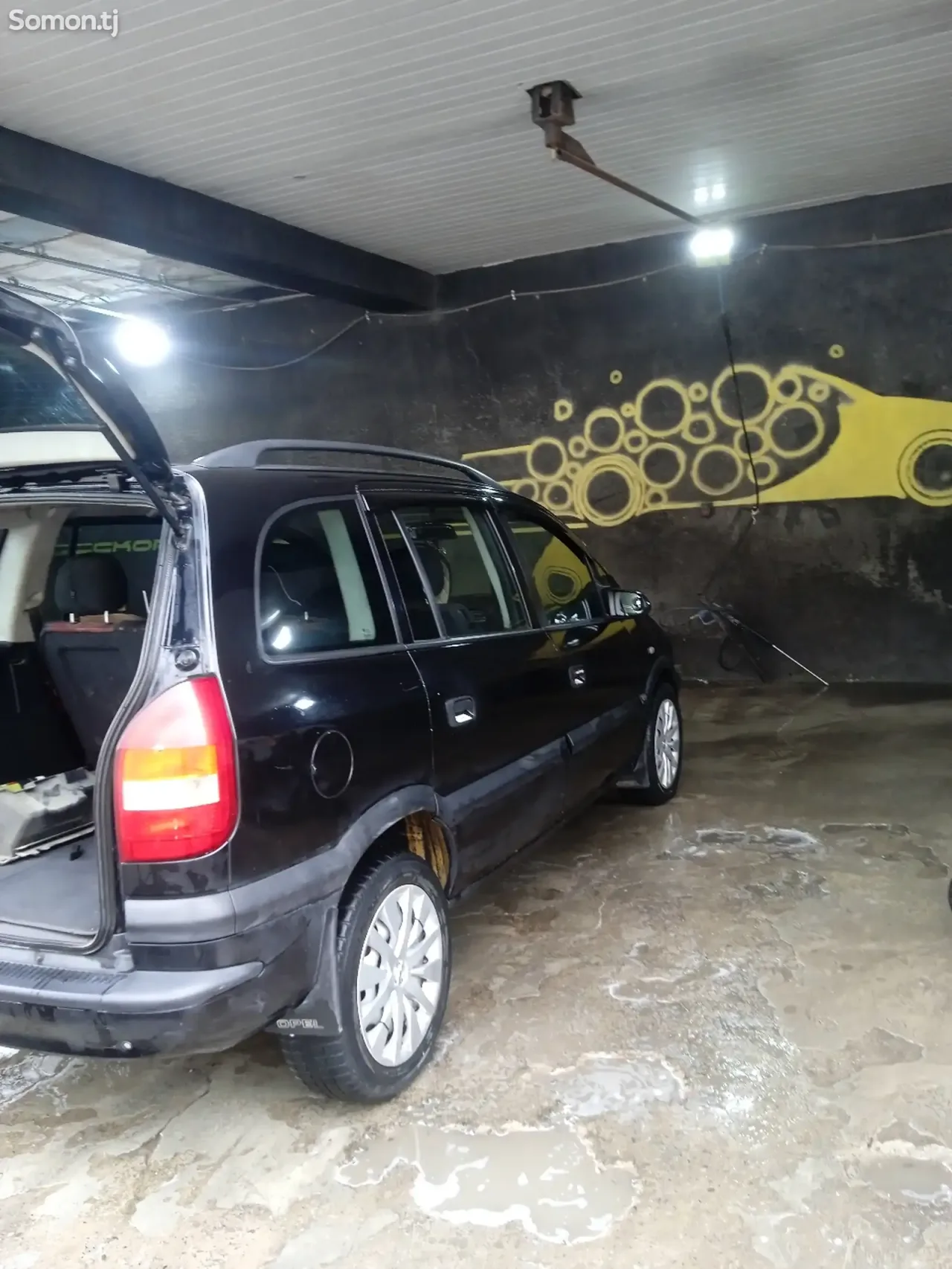 Opel Zafira 2001 · 2.2 AT