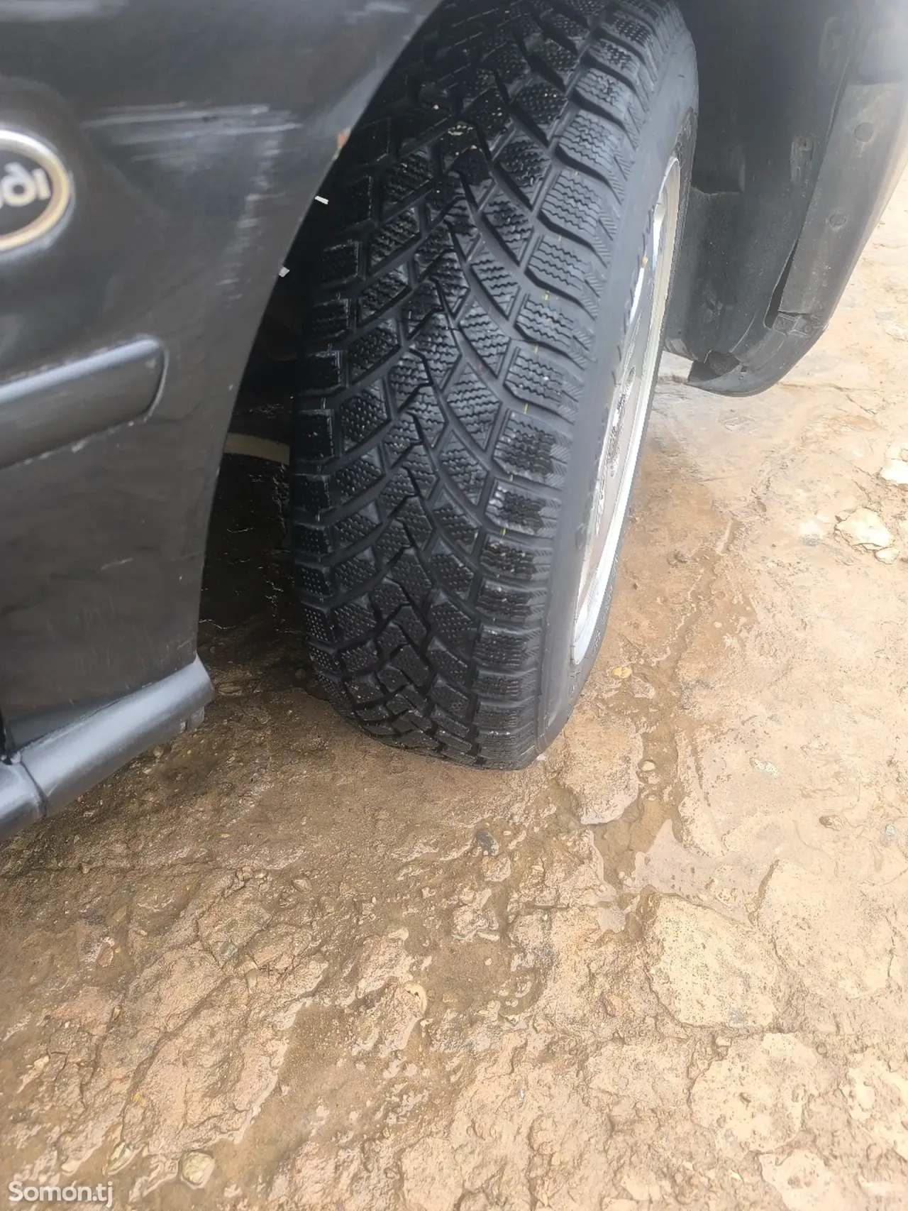 Audi A4 1995 · 1.6 MT