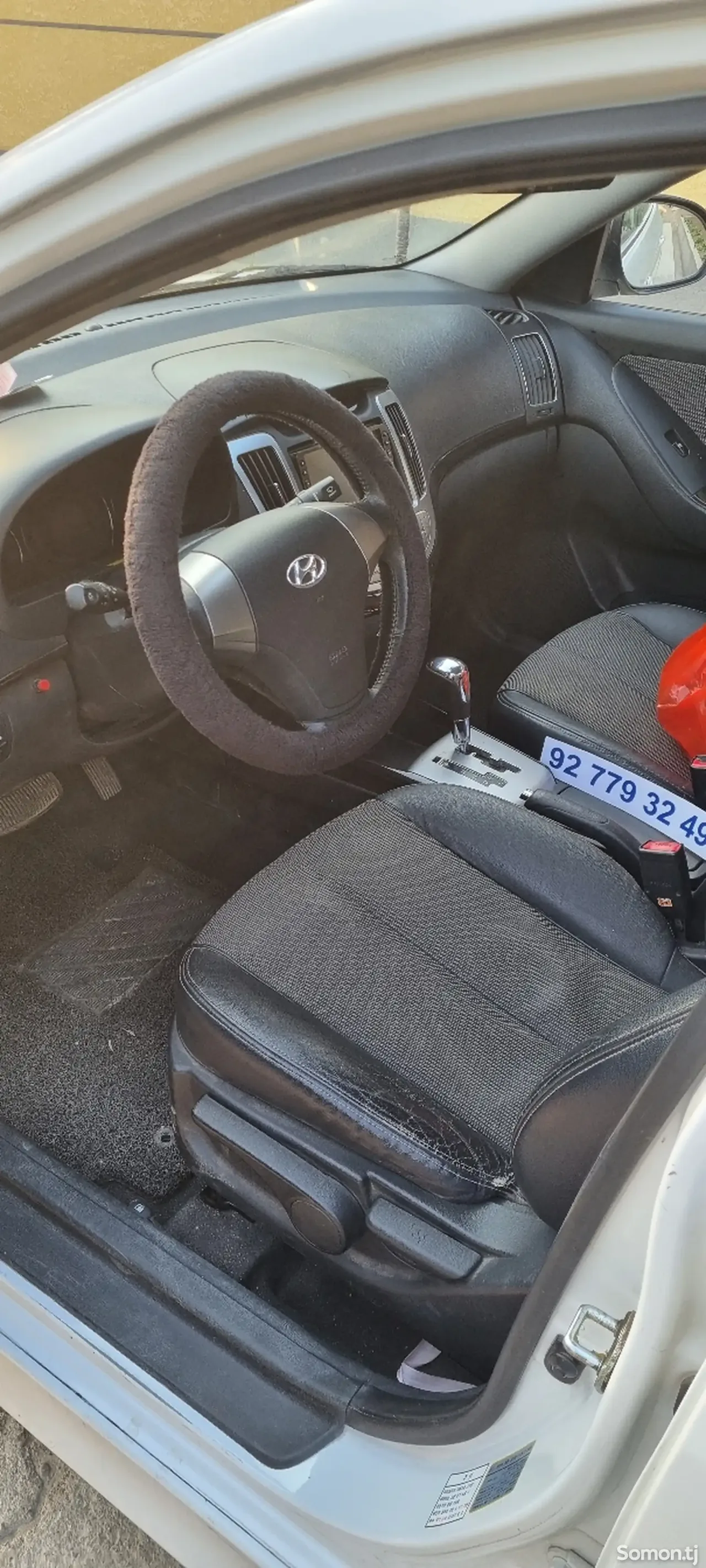 Hyundai Avante 2011 · 1.6 AT