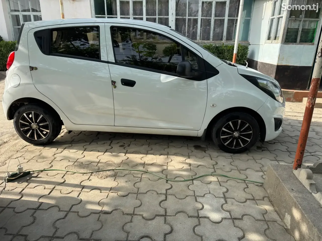 Chevrolet Spark 2014 · 1.0 MT