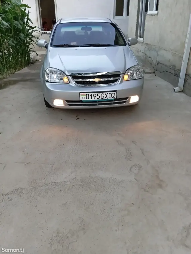 Chevrolet Lacetti 2004 · 1.6 AT