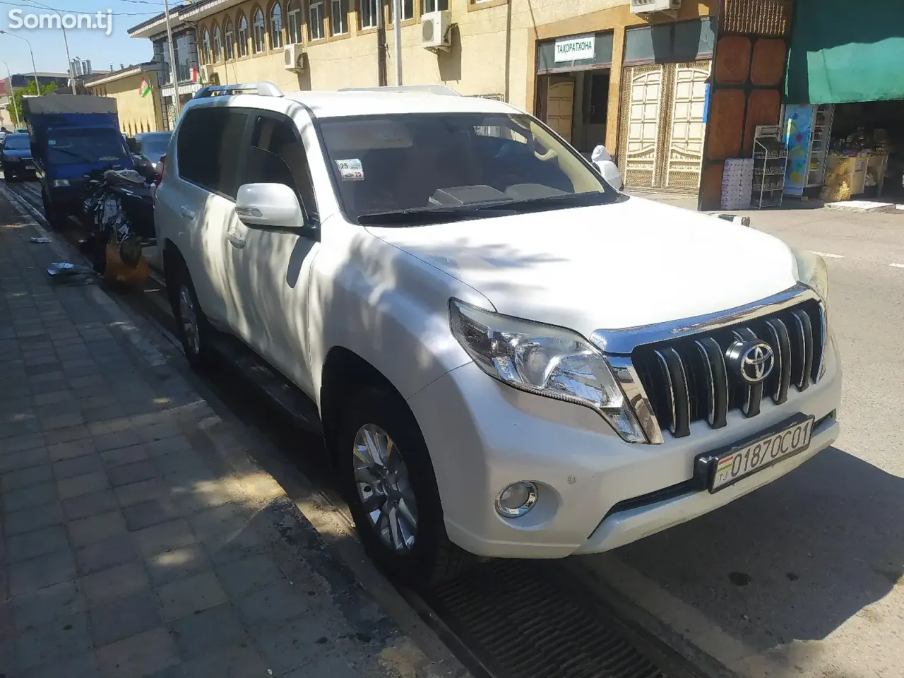 Toyota Land Cruiser Prado 2017 · 4.0 AT