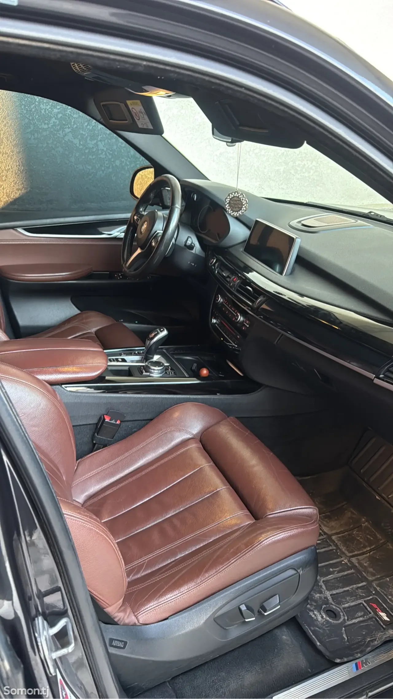 BMW X5 2015 · 2.5 AT