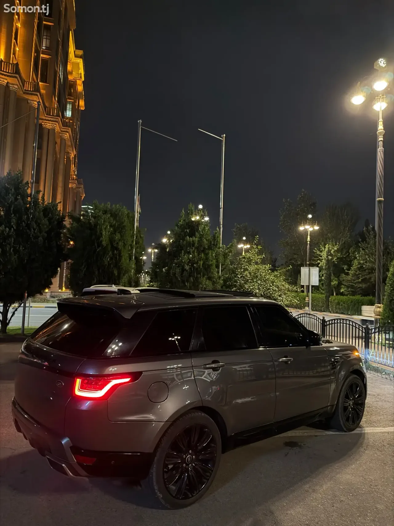 Land Rover Range Rover Sport 2018 · 3.0 AT
