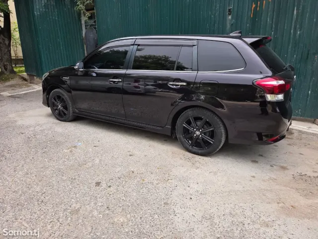 Toyota Fielder 2016 · 1.5 AT