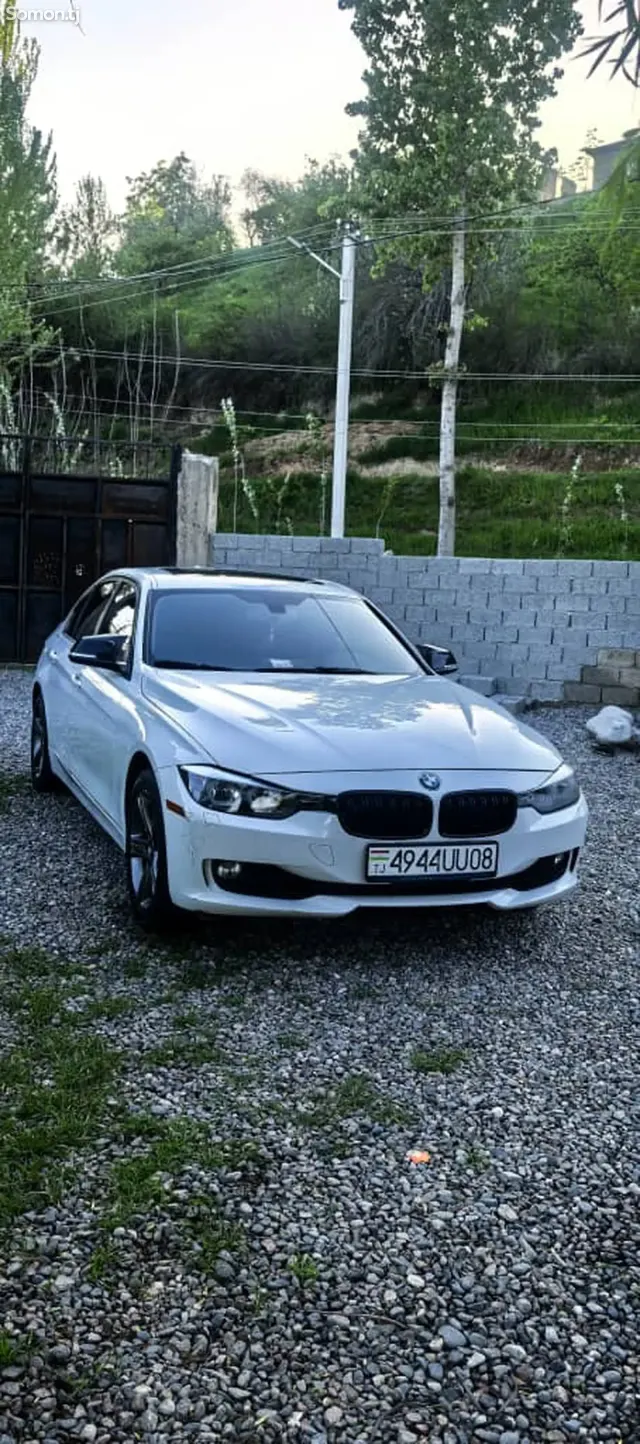 BMW 3 series 2012 · 2.0 AT