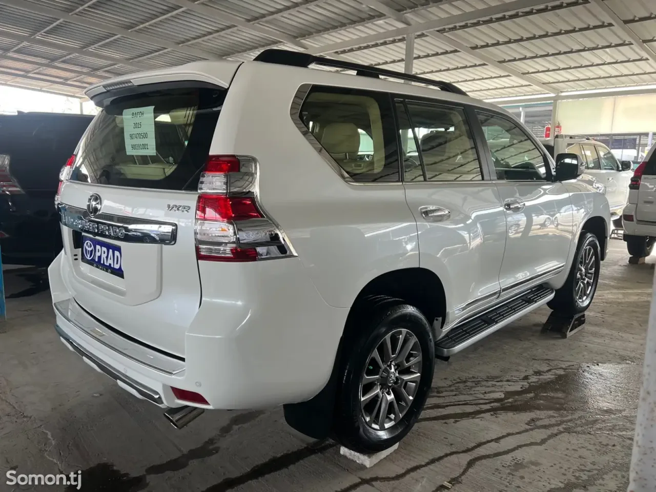 Toyota Land Cruiser Prado 2015 · 4.0 AT