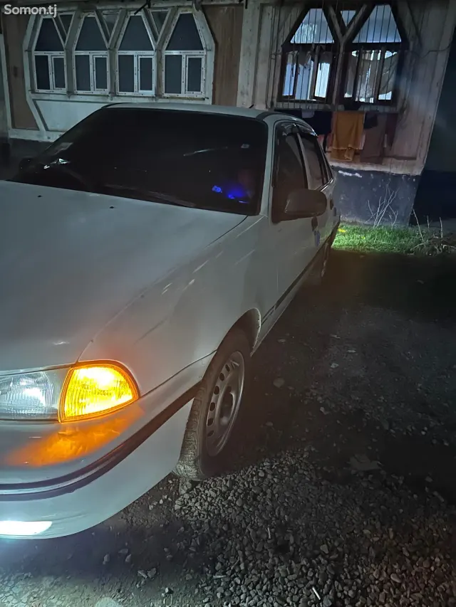Daewoo Nexia 1996 · 1.6 MT