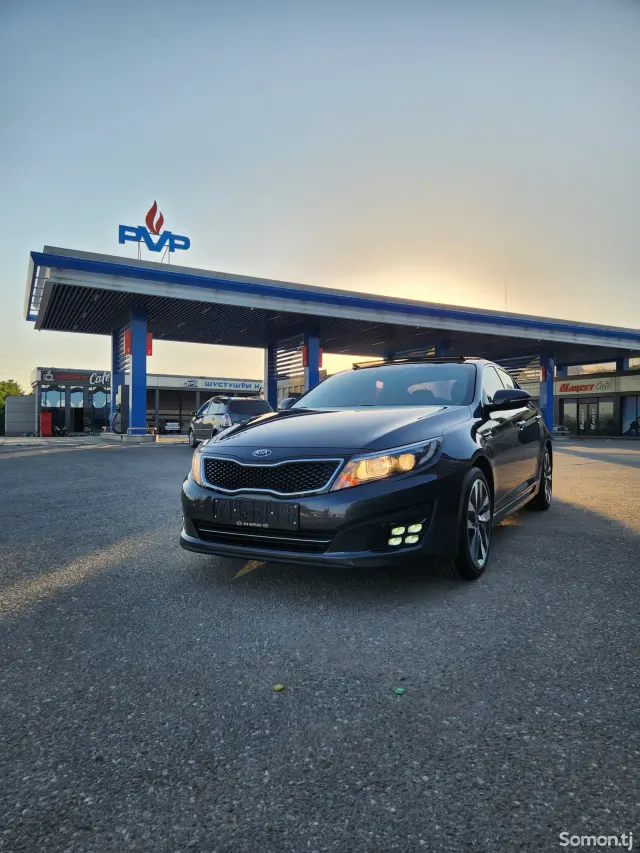 Kia K5 2014 · 2.0 AT