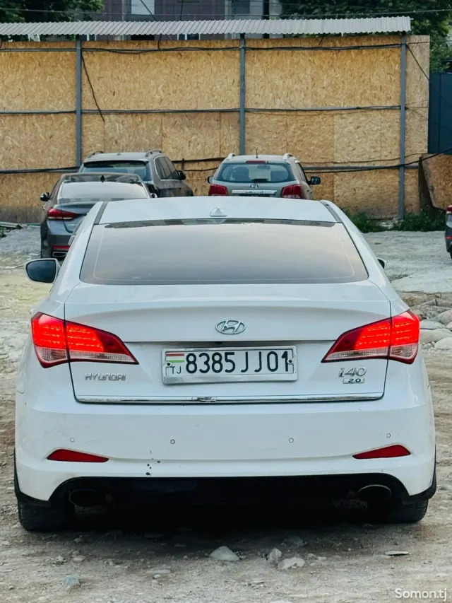 Hyundai i40 2013 · 2.0 AT