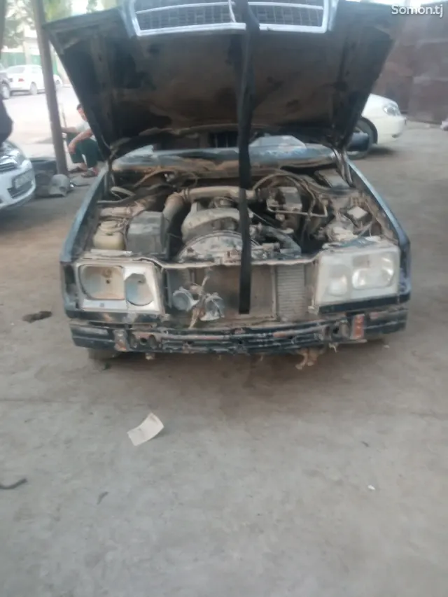 Mercedes-Benz C class 1994 · 1.8 MT