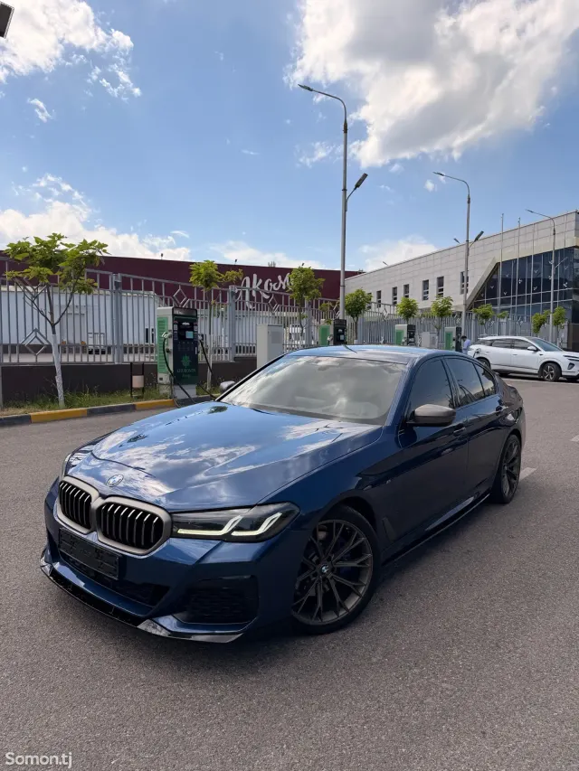BMW 5 series 2022 · 3.0 AT