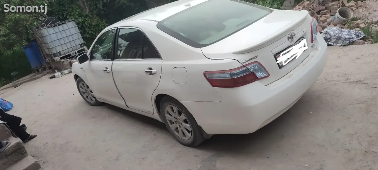 Toyota Camry 2007 · 2.4 AT