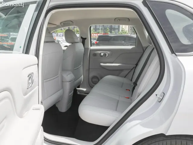 Leapmotor B10 2025 · AT
