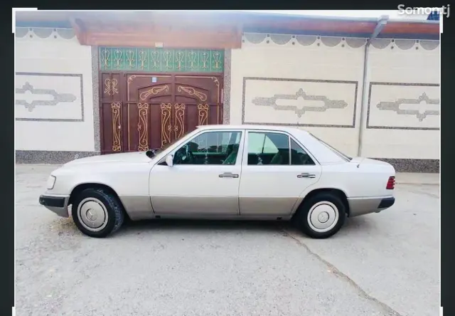 Mercedes-Benz W124 1993 · MT