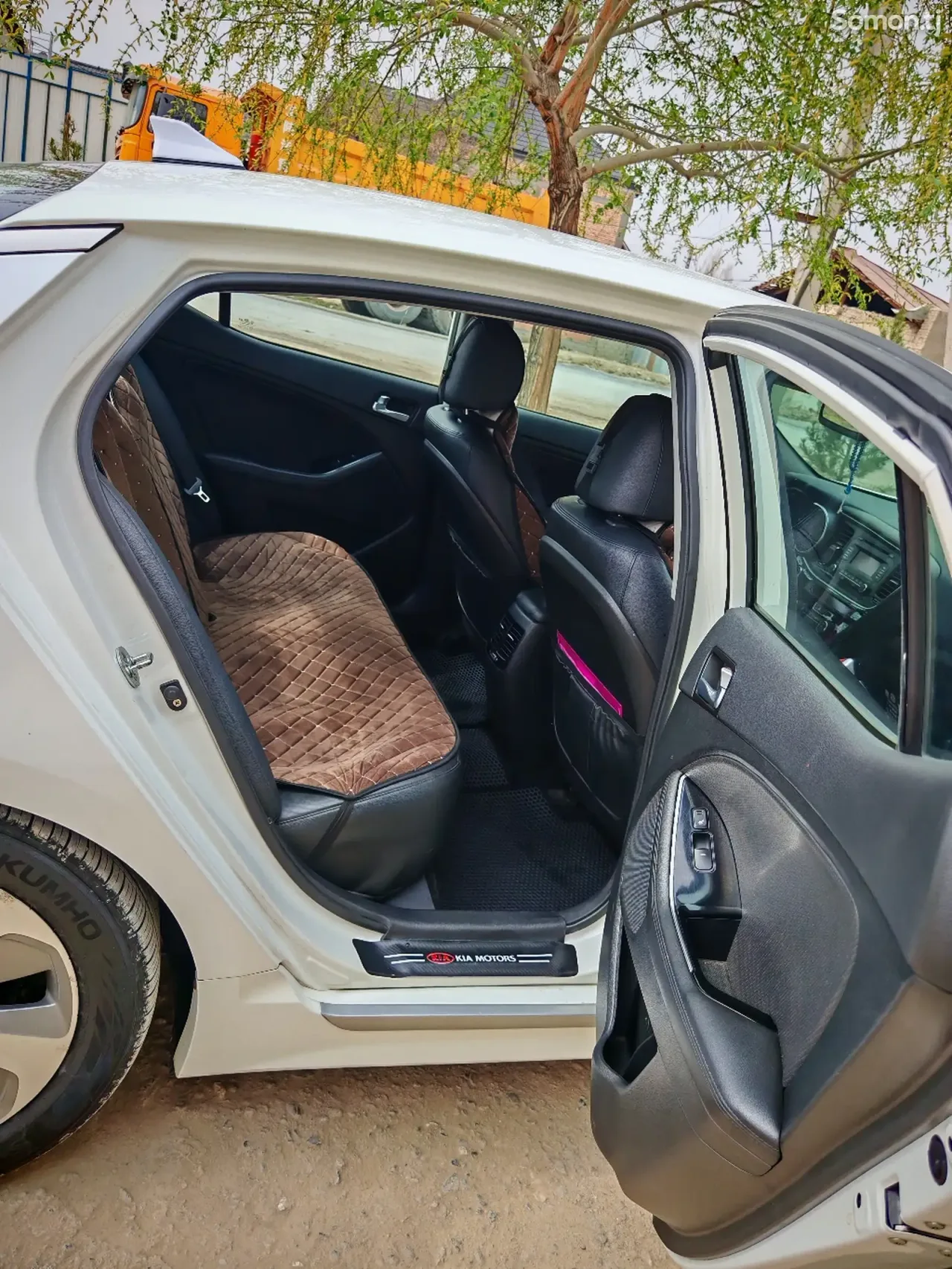 Kia K5 2015 · 2.0 AT