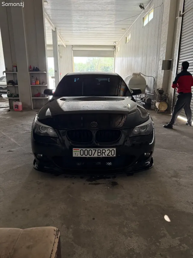 BMW 5 series 2009 · 4.8 AMT